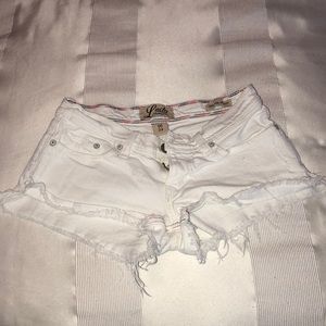 White Jean Shorts — MOVING CLEANOUT